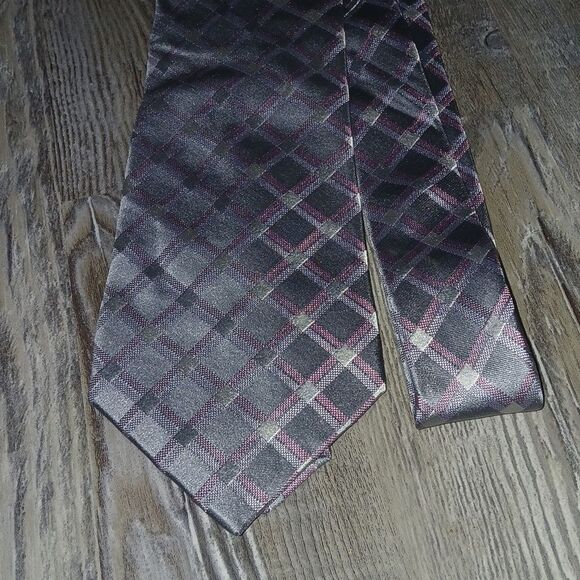Calvin Klein CK gray purple business casual tie  NWOT - Picture 3 of 7